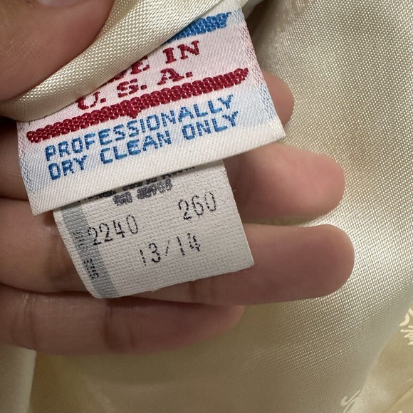 Vintage 80s Jordache Faux Fur Coat |Fully Lined |Size 13/14 Ivory/White USA Made - Picture 11 of 16